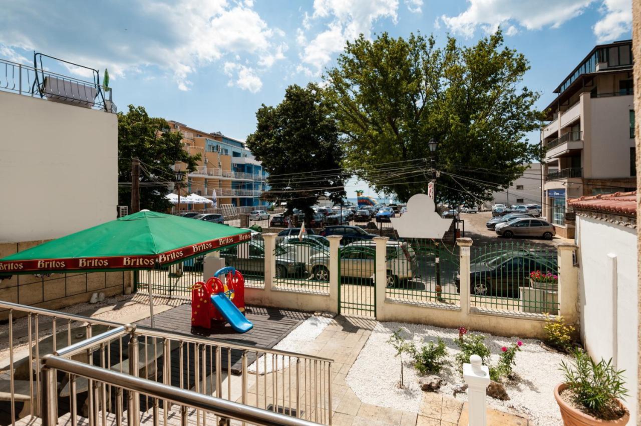 Апартамент Морски Бриз Balcic Exterior foto